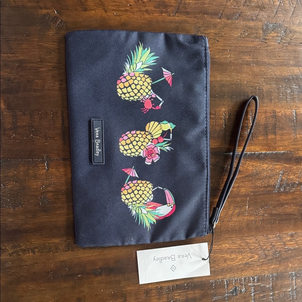Vera Bradley NWT Lighten Up Wristlet 9”x6” Fits your cellphone, lipstick & cash